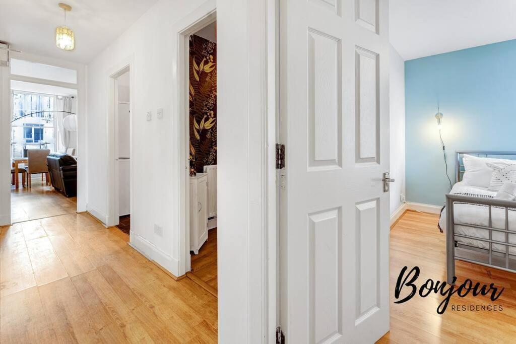 Monge Suite Old Town 2Br-1Ba, Near Royal Mile By Bonjour Residences เอดินบะระ ภายนอก รูปภาพ